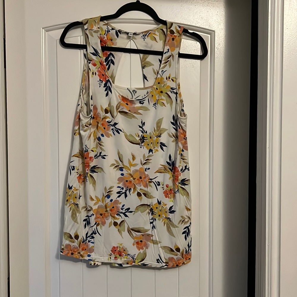 Floral tank size Large